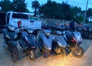 DIGESETT detiene carreras clandestinas y retiene 13 motocicletas en operativo en Bayaguana y Bonao