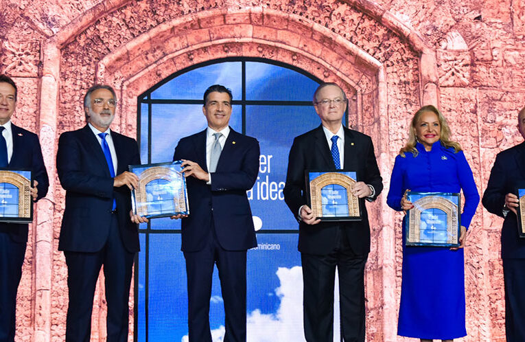 El Poder de una Idea el libro institucional del Banco Popular en su 60 aniversario
