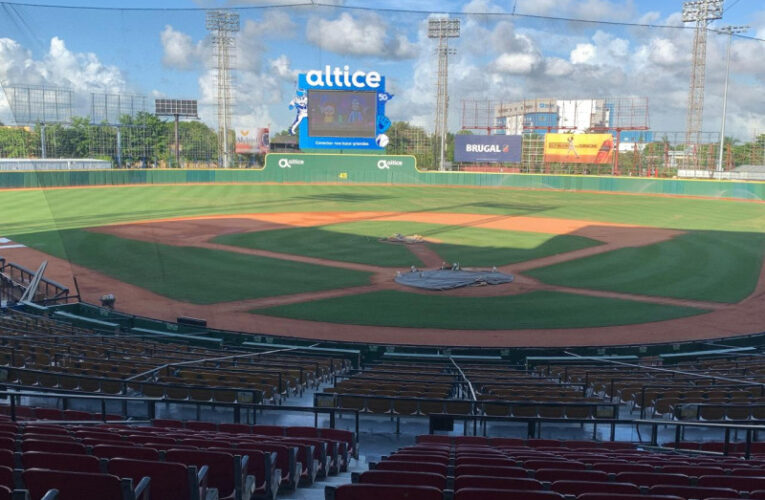 Licey y Escogido anuncian rotaciones abridoras: Grant Gavin y Brooks Hall suben hoy a la lomita