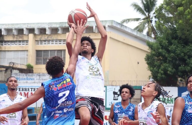 Zonas Pedro Emilio Reyes y Sixto Paulino avanzan a final basket U 25 Juegos San Vicente