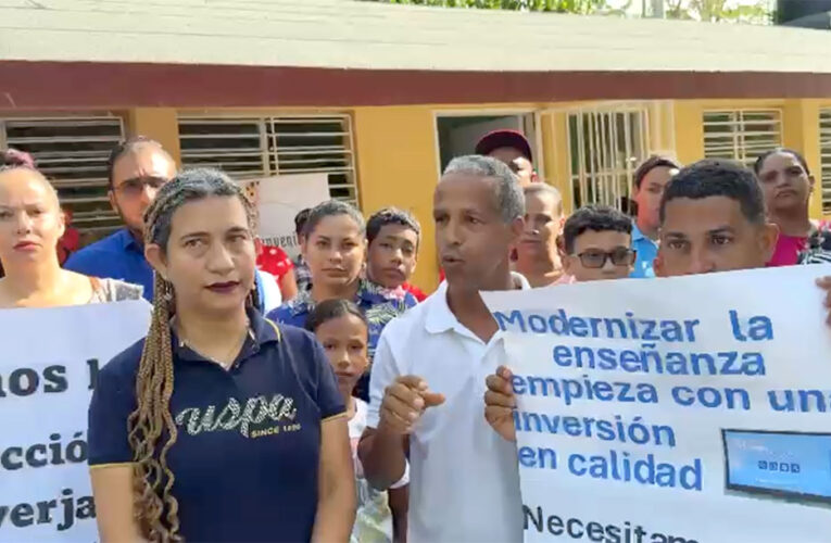 Comunidad educativa del Liceo Francisco Mariano Frías anuncia que no iniciará el año escolar por falta de aulas y recursos